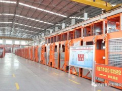 方圓集團(tuán)專(zhuān)用車(chē)輛設(shè)備廠設(shè)計(jì)開(kāi)發(fā)橋梁內(nèi)部?jī)A斜式井道施工升降機(jī)