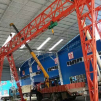 寧波慈溪龍門起重機施工現場