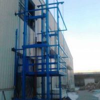 丹陽液壓導軌貨梯。升降貨梯