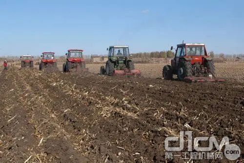 應(yīng)注重技術(shù)創(chuàng)新、產(chǎn)品升級(jí)和用戶需求滿足