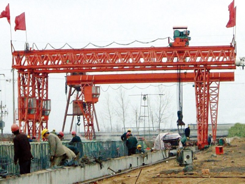 伊犁起重機(jī)廠家