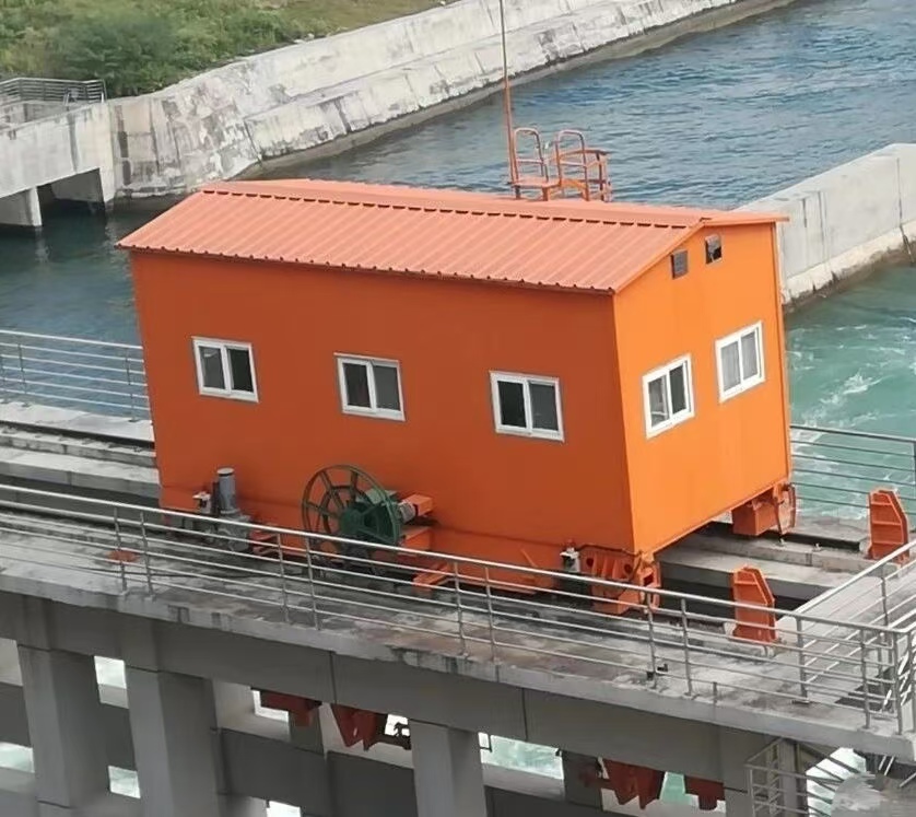 云南昆明壩頂門機啟閉機廠家